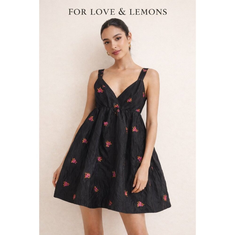 For Love and Lemon Black Embroidered floral mini dress size Large New feminine